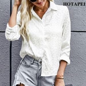 HOTAPEI White Leopard Print Blouse V Neck Long Sleeve size Large 100% Polyester
